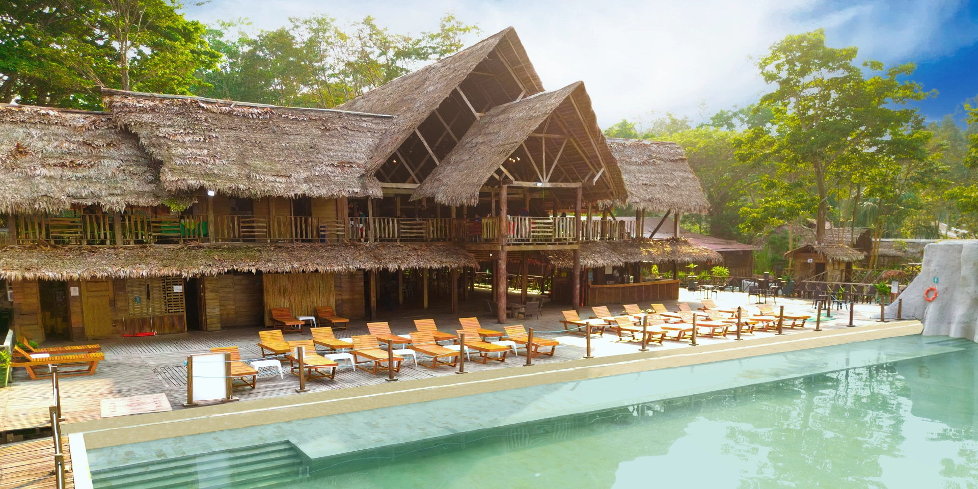 on-vacation-colombia-destino-amazonas-hotel-amazon-hotel-y-piscina