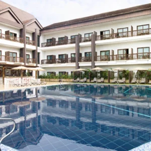 Hotel Grand Sirenis Karmairi