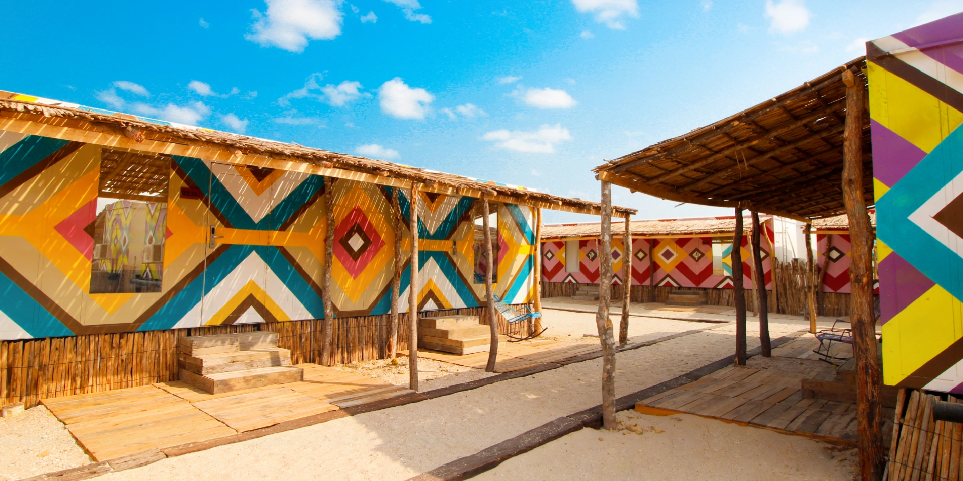on-vacation-colombia-destino-nacional-guajira-hotel-wayira-rancherias-wayuu-1.webp